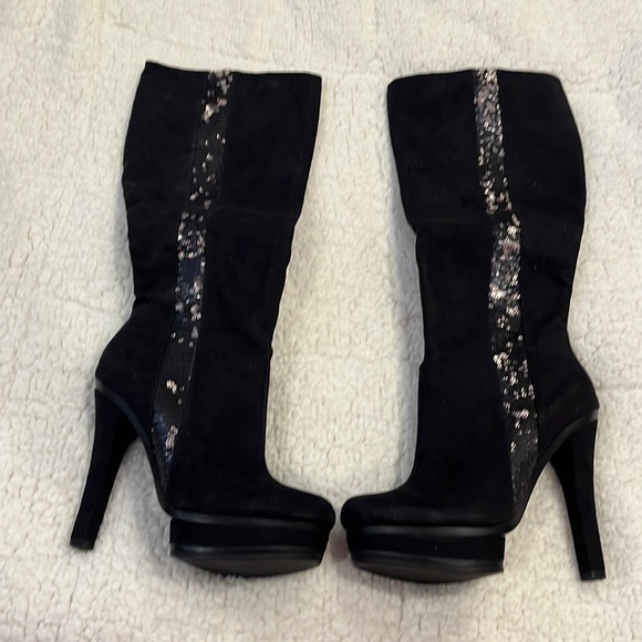 Jennifer Lopez boots - Picture 1 of 5